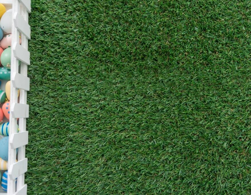 great-composition-with-easter-eggs-grass-background